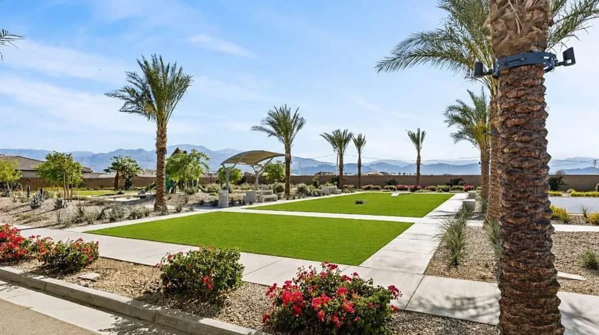 Casa Moreno - Community park and playground