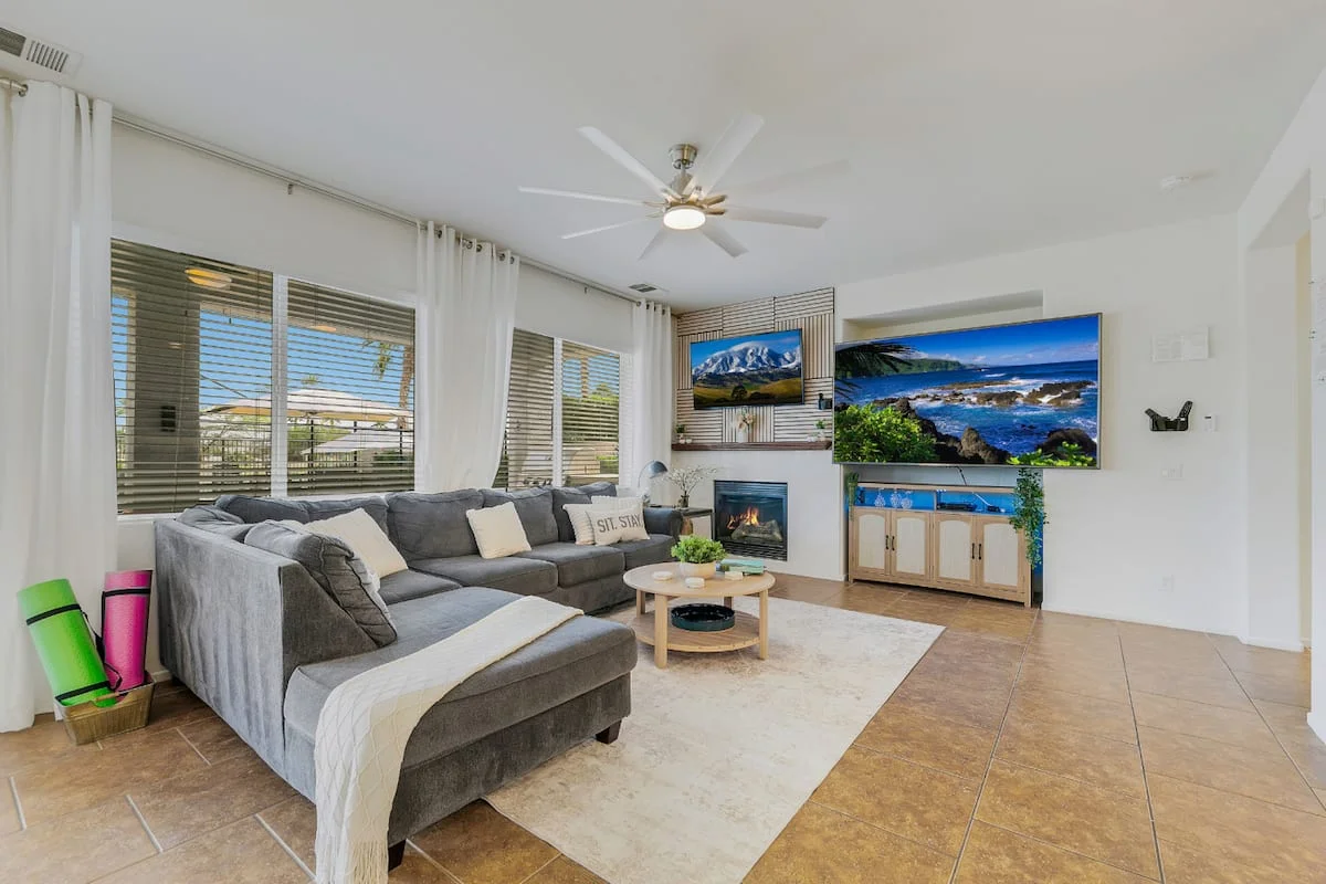 Del Lago 37
