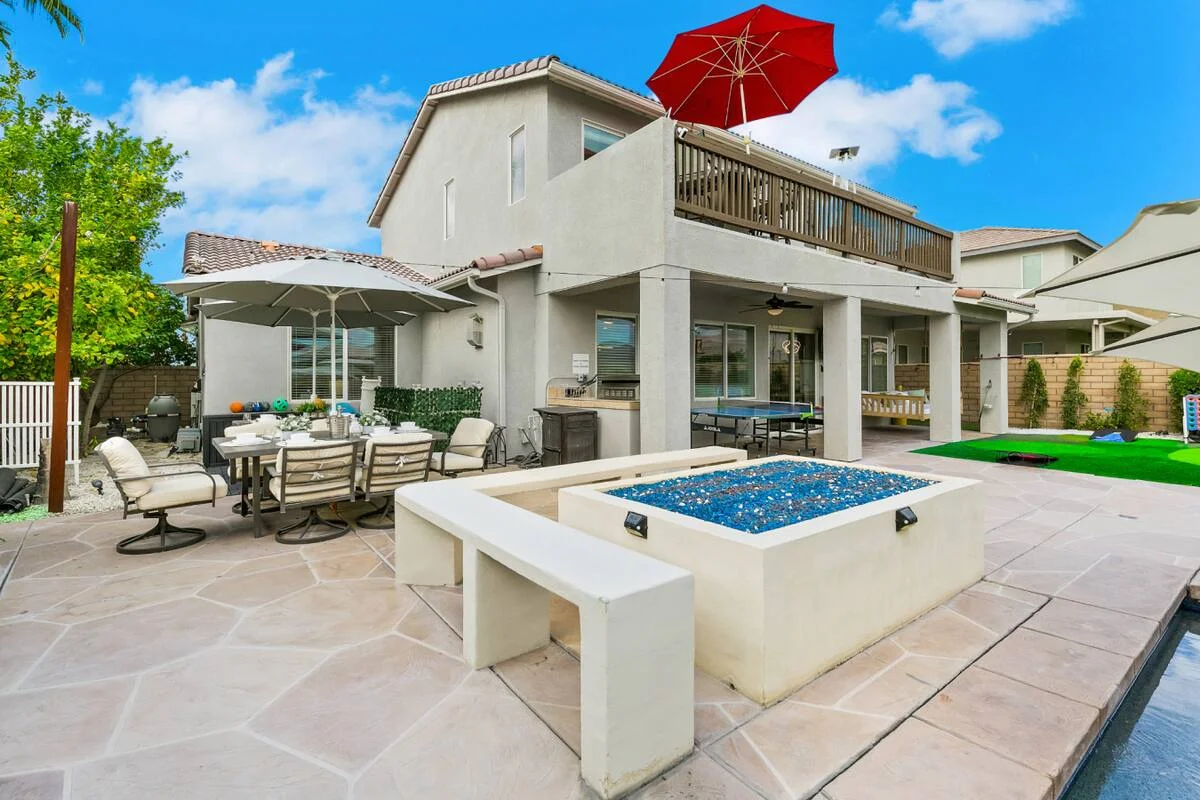 Del Lago 74
