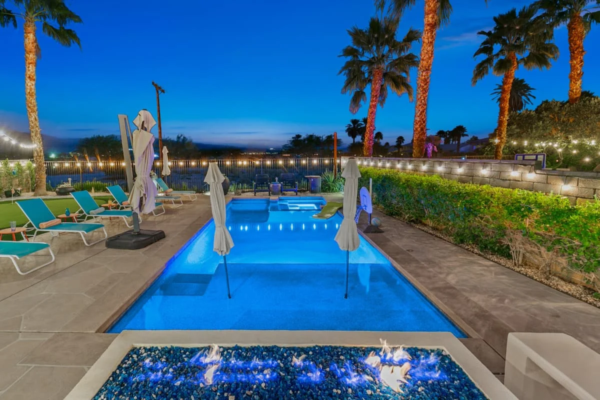 Del Lago 25