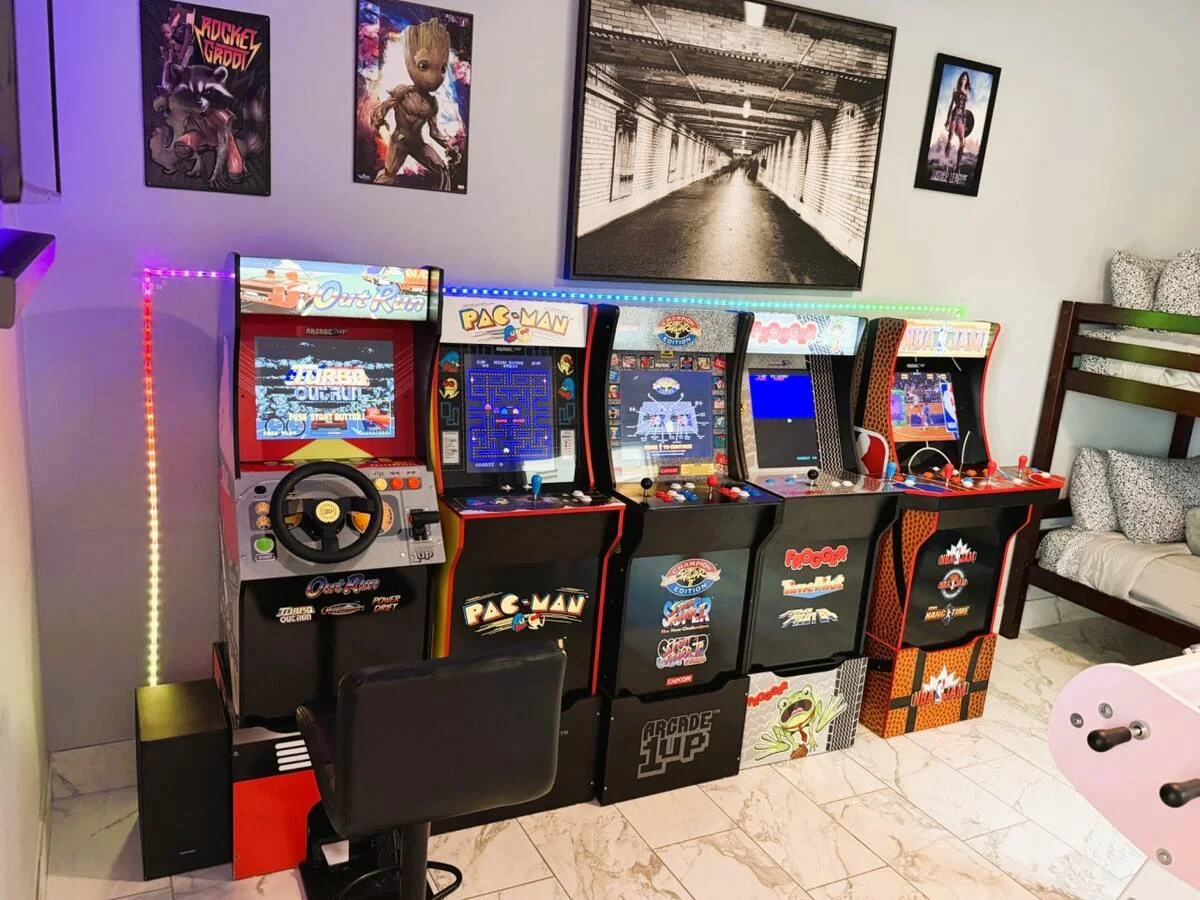 Villa Del Lago - Game Room (2)