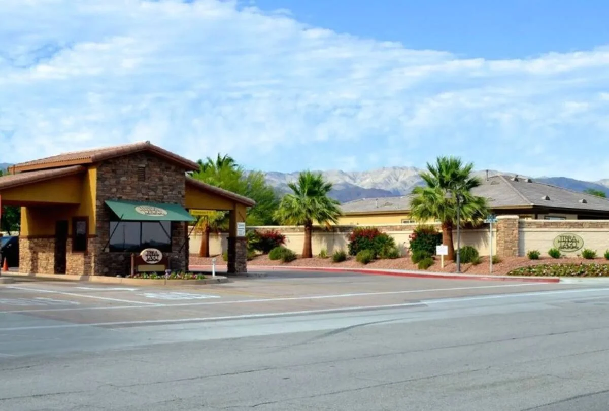 Villa Del Lago - Community Photos (2).1